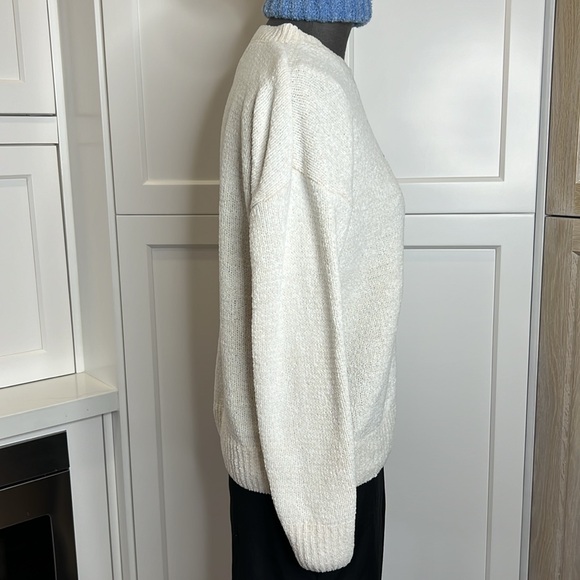 Rae Dunn Pull Over crew neck Sweater Cream w/"Love" Super Soft Poly/Nylon Blend - Picture 5 of 11